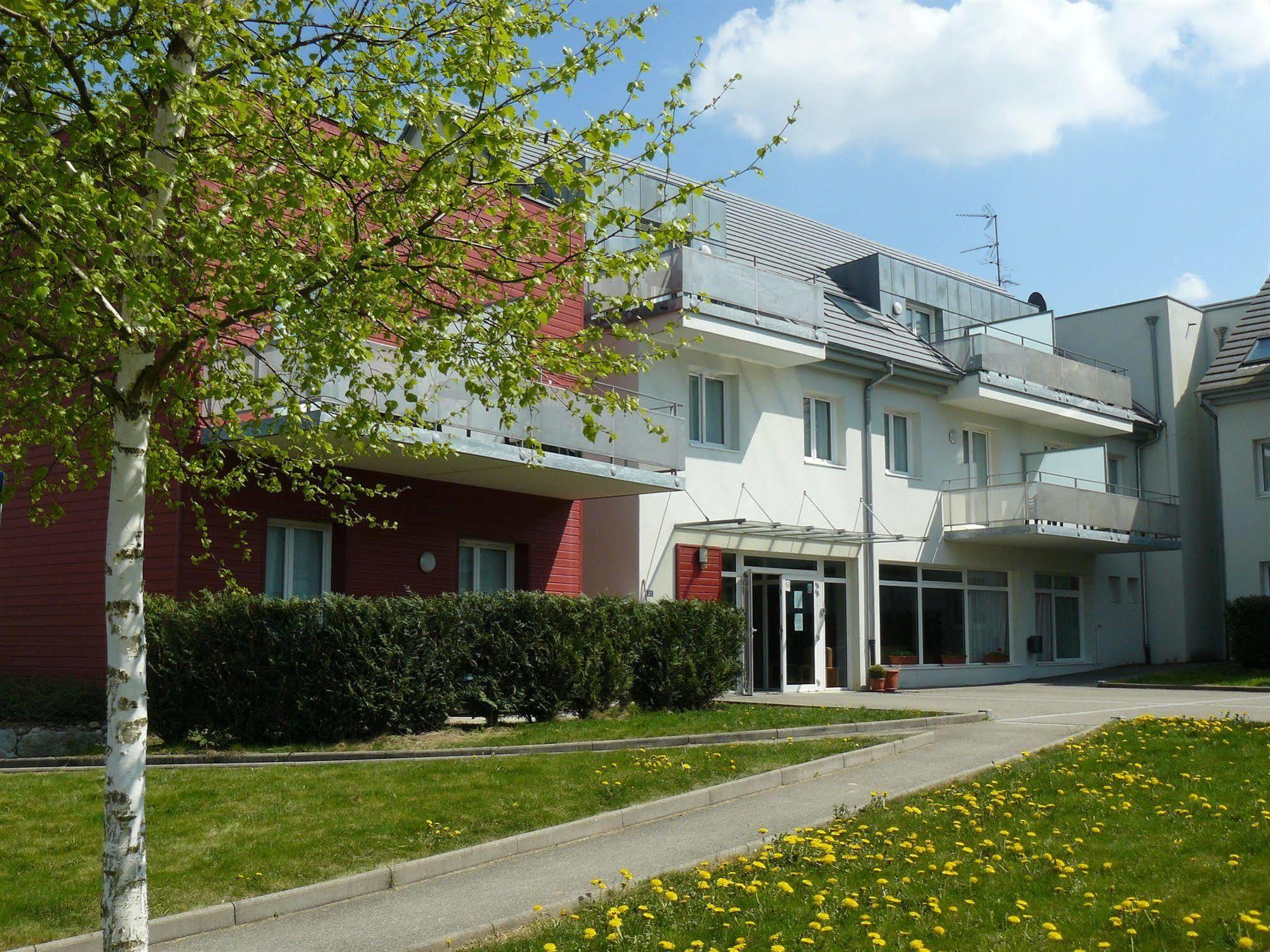 Residence Le Royal Golf & Horse Mooslargue Exterior foto